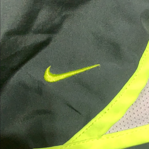 Nike shorts - Picture 3 of 5